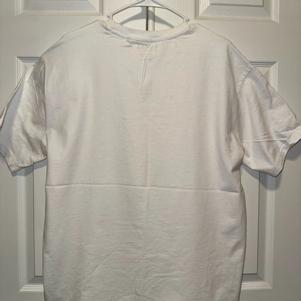 GUESS Classic White Short Sleeve Tee - Picture 4 of 6